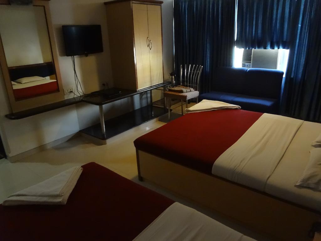 Hotel Ashwin Mumbai Exterior photo