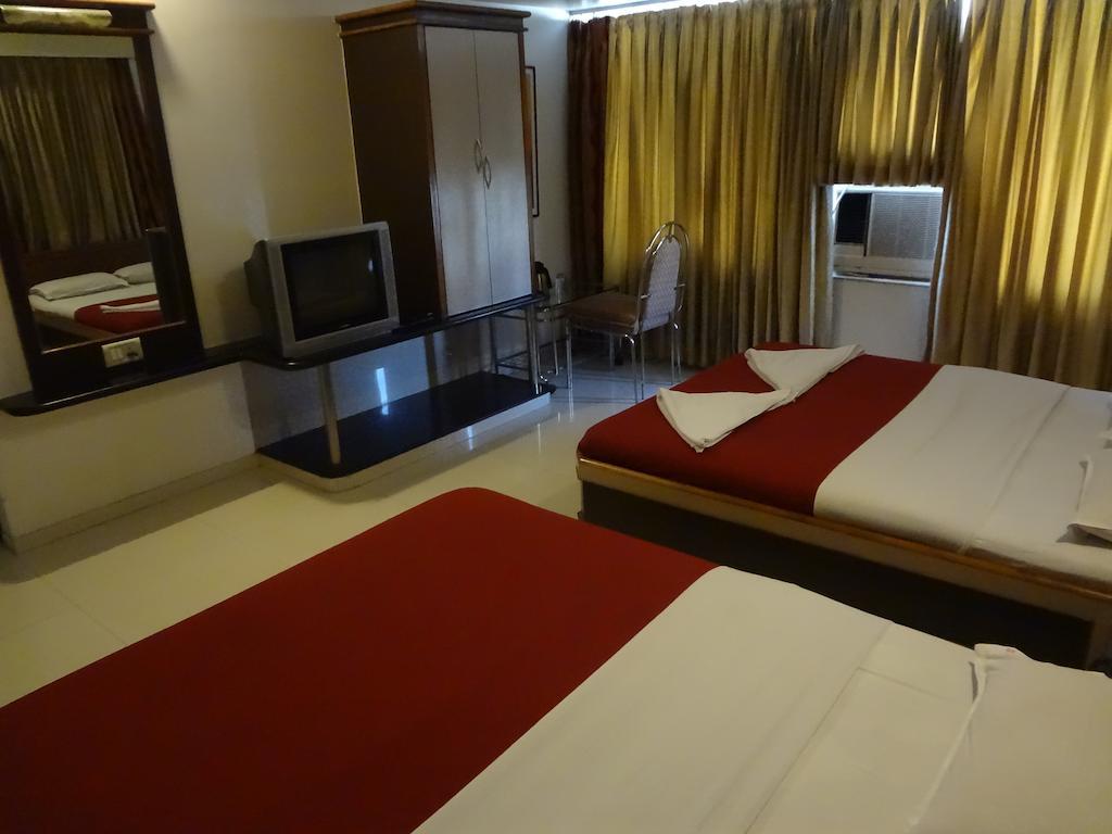 Hotel Ashwin Mumbai Exterior photo